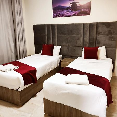 Golden Plaza Hotel Amman Exterior photo