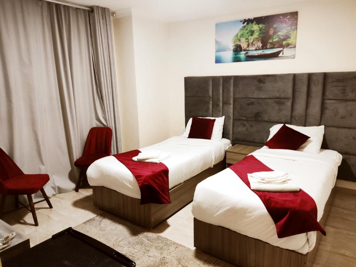 Golden Plaza Hotel Amman Exterior photo
