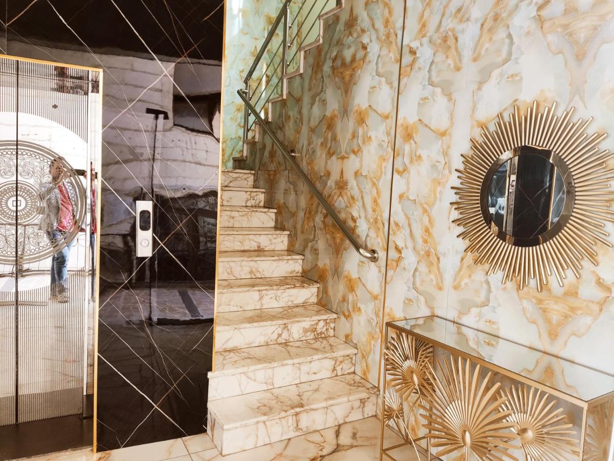 Golden Plaza Hotel Amman Exterior photo